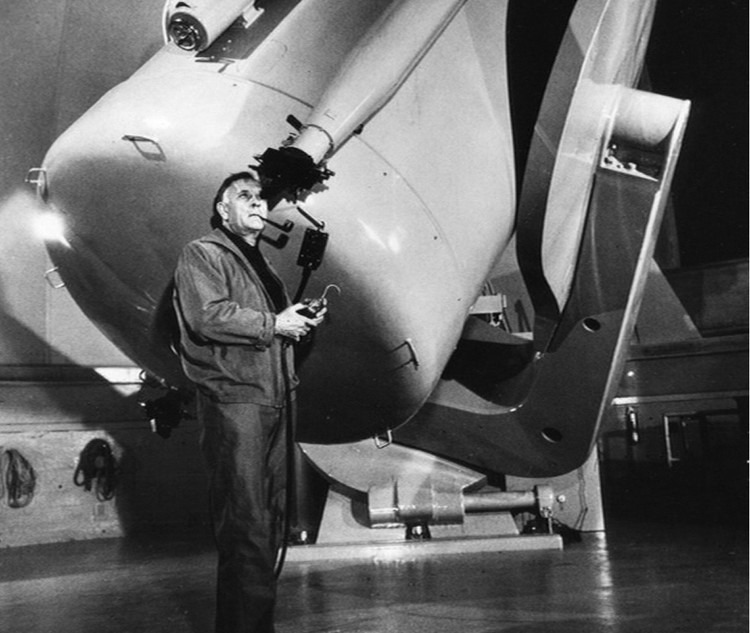 Edwin Hubble au Mont Wilson - droits : Mt. Wilson Archive/Carnegie Institution of Washington