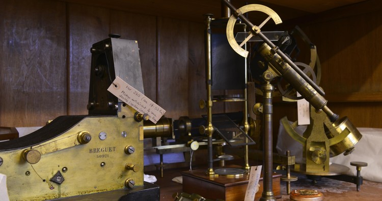 Dans les réserves des instruments anciens – droits : Gil Lefauconnier