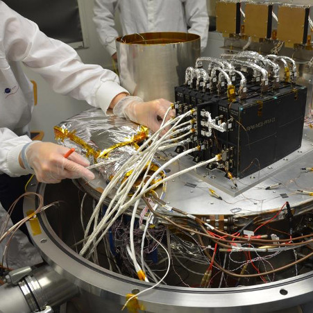 Test de l’instrument RPW pour Solar Orbiter – droits : LESIA/Observatoire de Paris