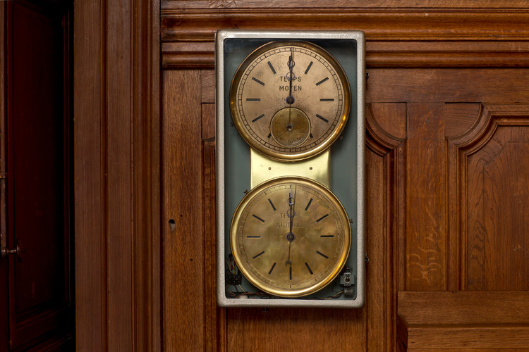 Pendule à double cadran, système Esclangon - droits : Observatoire de Paris